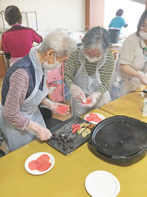 桜餅づくり